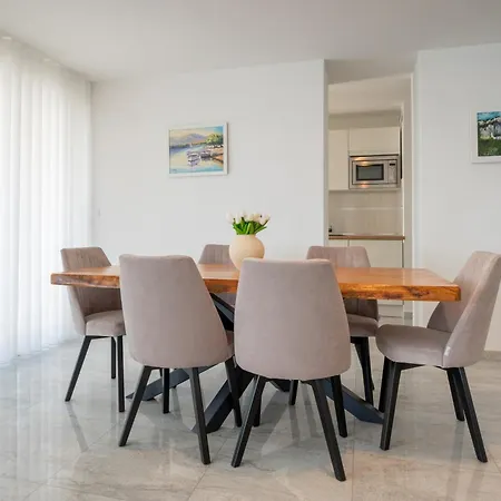 Apartment Sea View By Nono Ban Split