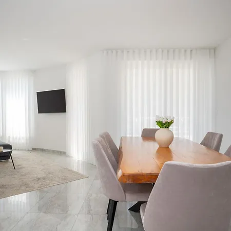 Sea View By Nono Ban *